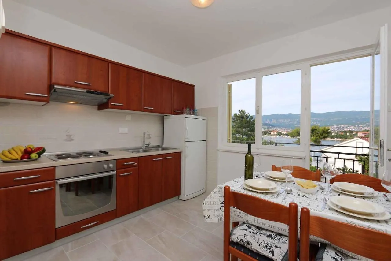 Apartments In Silo/Insel Krk 13464